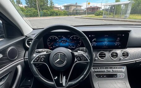 Mercedes-Benz E-Класс, 2022 год, 4 300 000 рублей, 17 фотография