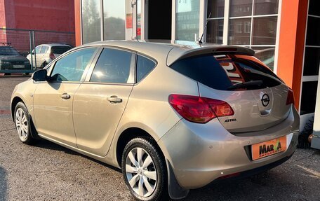 Opel Astra J, 2010 год, 449 000 рублей, 2 фотография