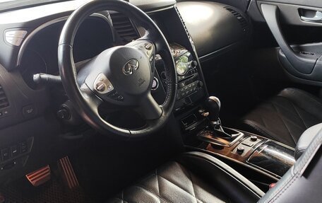 Infiniti QX70, 2016 год, 1 800 000 рублей, 5 фотография