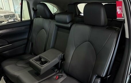 Toyota Highlander, 2026 год, 5 550 000 рублей, 33 фотография