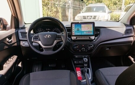 Hyundai Solaris II рестайлинг, 2021 год, 1 570 000 рублей, 6 фотография