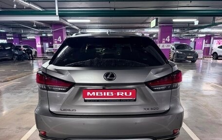 Lexus RX IV рестайлинг, 2020 год, 4 890 000 рублей, 4 фотография