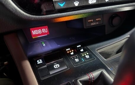 Lexus RX IV рестайлинг, 2020 год, 4 890 000 рублей, 20 фотография