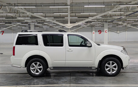 Nissan Pathfinder, 2011 год, 1 000 000 рублей, 4 фотография