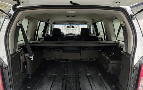 Nissan Pathfinder, 2011 год, 1 000 000 рублей, 10 фотография