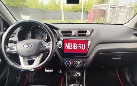 KIA Rio III рестайлинг, 2014 год, 900 000 рублей, 18 фотография