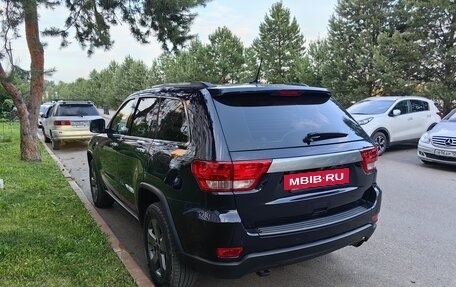 Jeep Grand Cherokee, 2011 год, 1 600 000 рублей, 4 фотография