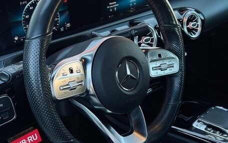 Mercedes-Benz CLA, 2019 год, 2 850 000 рублей, 11 фотография
