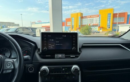 Toyota RAV4, 2020 год, 3 350 000 рублей, 20 фотография
