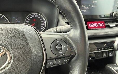 Toyota RAV4, 2020 год, 3 350 000 рублей, 19 фотография