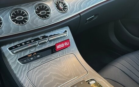 Mercedes-Benz CLS, 2021 год, 7 120 000 рублей, 30 фотография