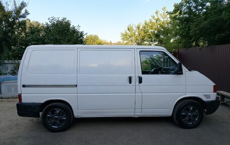 Volkswagen Transporter T4, 2002 год, 900 000 рублей, 6 фотография