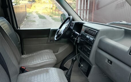 Volkswagen Transporter T4, 2002 год, 900 000 рублей, 8 фотография