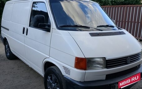 Volkswagen Transporter T4, 2002 год, 900 000 рублей, 2 фотография