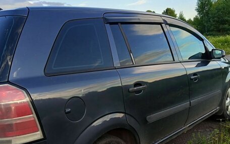 Opel Zafira B, 2006 год, 330 000 рублей, 3 фотография
