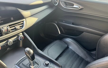 Alfa Romeo Giulia II, 2019 год, 2 600 000 рублей, 10 фотография