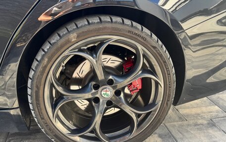 Alfa Romeo Giulia II, 2019 год, 2 600 000 рублей, 21 фотография