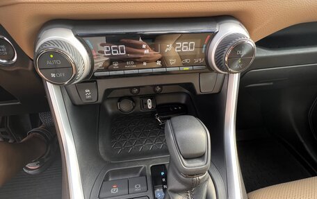 Toyota RAV4, 2022 год, 4 150 000 рублей, 7 фотография