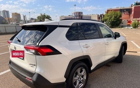 Toyota RAV4, 2022 год, 4 150 000 рублей, 3 фотография