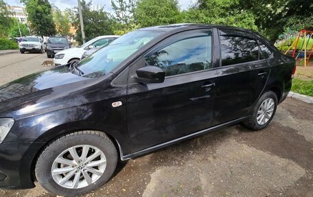Volkswagen Polo VI (EU Market), 2013 год, 649 000 рублей, 2 фотография