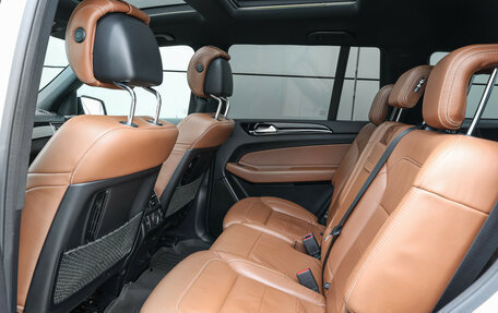 Mercedes-Benz GLS, 2016 год, 4 998 000 рублей, 13 фотография