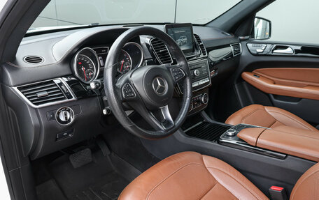 Mercedes-Benz GLS, 2016 год, 4 998 000 рублей, 19 фотография