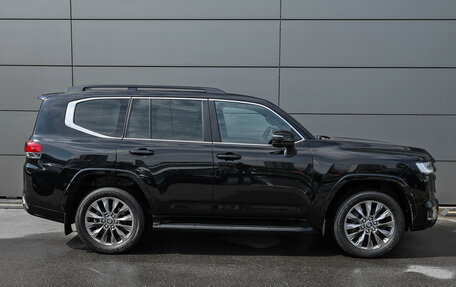 Toyota Land Cruiser, 2024 год, 12 900 000 рублей, 5 фотография