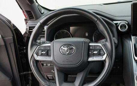 Toyota Land Cruiser, 2024 год, 12 900 000 рублей, 18 фотография