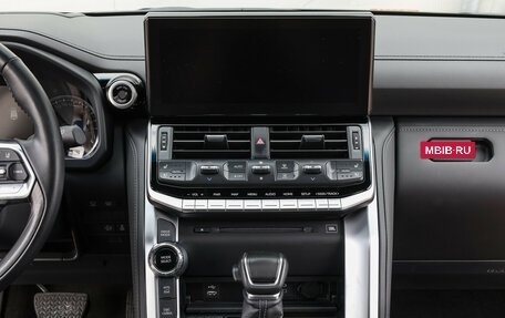 Toyota Land Cruiser, 2024 год, 12 900 000 рублей, 16 фотография
