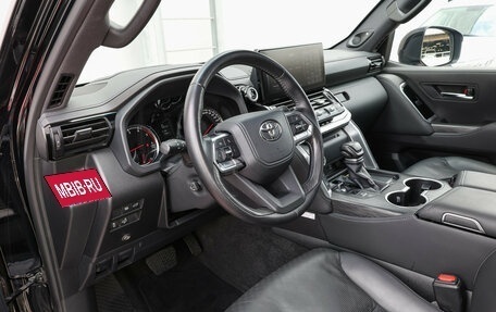 Toyota Land Cruiser, 2024 год, 12 900 000 рублей, 17 фотография