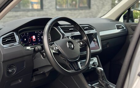 Volkswagen Tiguan II, 2020 год, 3 690 000 рублей, 21 фотография