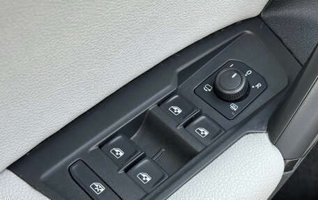 Volkswagen Tiguan II, 2020 год, 3 690 000 рублей, 29 фотография