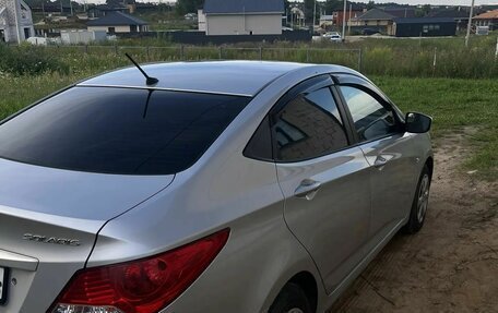 Hyundai Solaris II рестайлинг, 2011 год, 650 000 рублей, 2 фотография