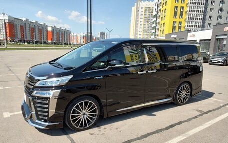 Toyota Vellfire II, 2019 год, 5 200 000 рублей, 26 фотография