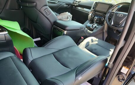 Toyota Vellfire II, 2019 год, 5 200 000 рублей, 21 фотография