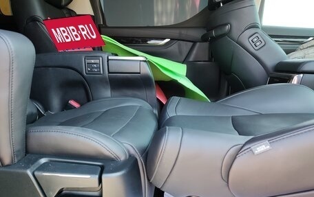 Toyota Vellfire II, 2019 год, 5 200 000 рублей, 19 фотография