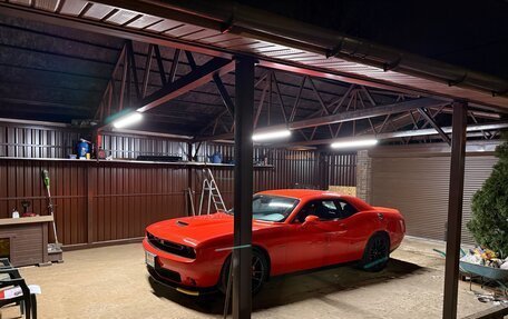 Dodge Challenger III рестайлинг 2, 2019 год, 4 890 000 рублей, 4 фотография