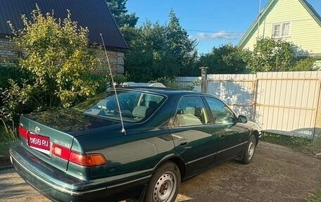 Toyota Camry, 1996 год, 400 000 рублей, 1 фотография