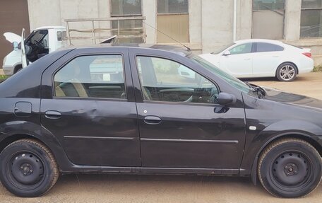 Renault Logan I, 2012 год, 400 000 рублей, 3 фотография