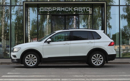 Volkswagen Tiguan II, 2019 год, 2 700 000 рублей, 3 фотография