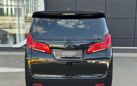 Toyota Alphard III, 2019 год, 4 990 000 рублей, 7 фотография