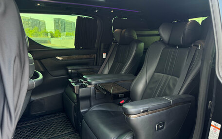 Toyota Alphard III, 2019 год, 4 990 000 рублей, 13 фотография