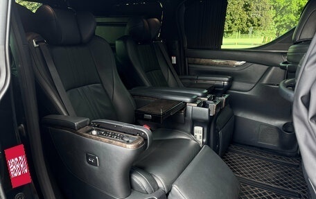 Toyota Alphard III, 2019 год, 4 990 000 рублей, 17 фотография