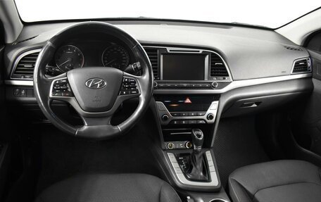 Hyundai Elantra VI рестайлинг, 2017 год, 1 463 900 рублей, 6 фотография