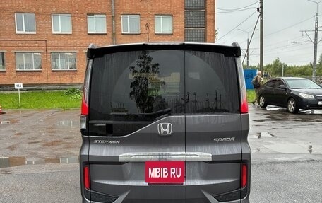 Honda Stepwgn IV, 2018 год, 2 050 000 рублей, 6 фотография