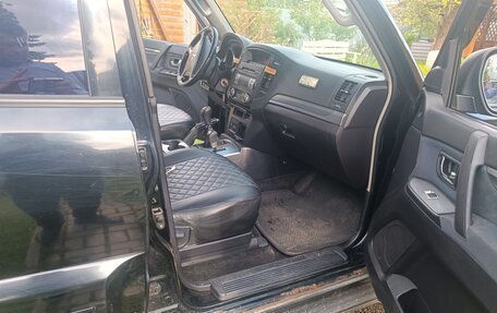 Mitsubishi Pajero IV, 2008 год, 1 200 000 рублей, 10 фотография