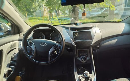 Hyundai Elantra V, 2012 год, 1 050 000 рублей, 5 фотография