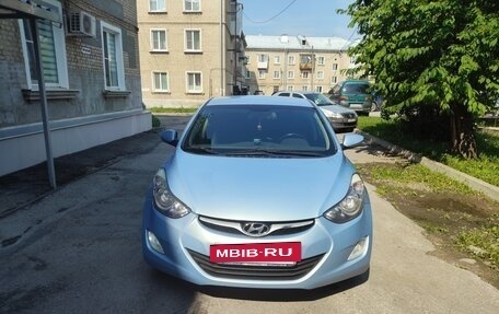 Hyundai Elantra V, 2012 год, 1 050 000 рублей, 2 фотография