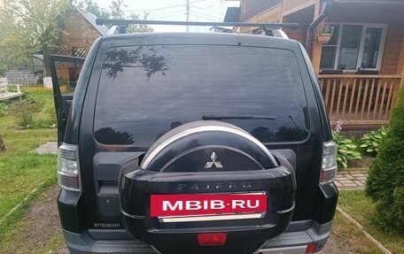 Mitsubishi Pajero IV, 2008 год, 1 200 000 рублей, 7 фотография