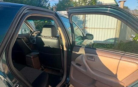 Toyota Camry, 1996 год, 400 000 рублей, 4 фотография